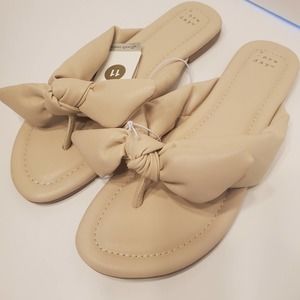 Adley Bow Flip Flop Sandals Cream - A New Day, Size 11